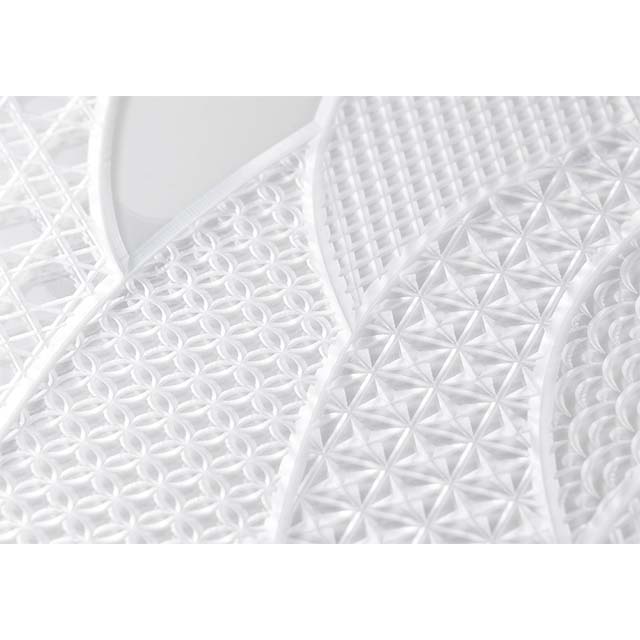 【Web限定】Air Jacket "kiriko" for iPhone 13 Pro 千代柄(扇) (クリア)