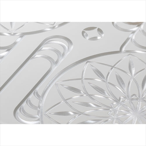 【Web限定】Air Jacket "kiriko" for iPhone 16 Plus エ霞に鞠(ピュアホワイト)